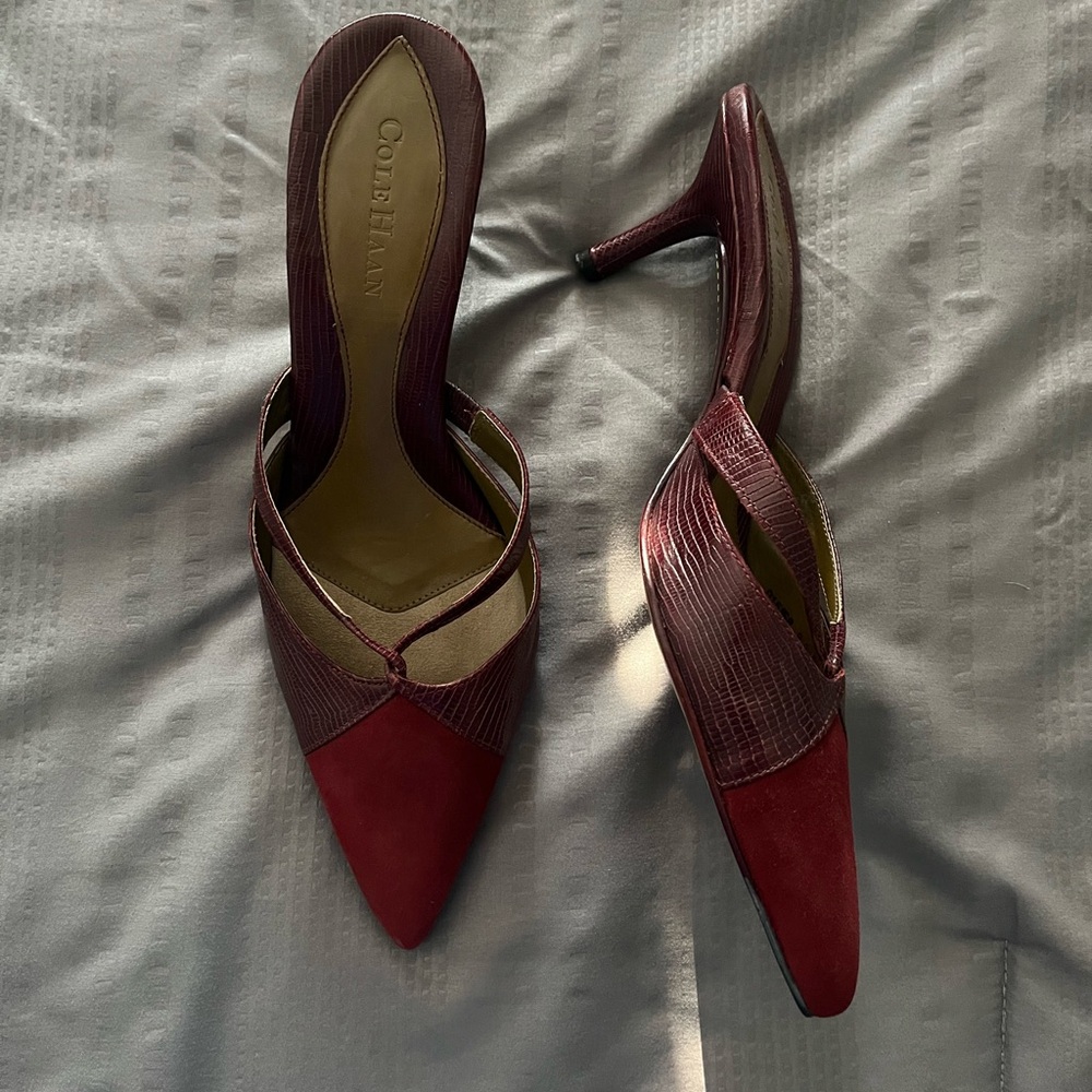 Vintage Cole Haan kitten heels